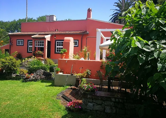 Дом отдыха Jardines De Hortensia - Vacation Tenerife